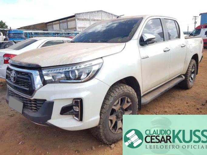 TOYOTA HILUX CD 20/20