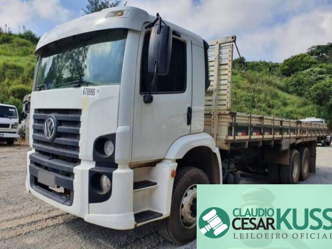 VOLKSWAGEN CONSTELLATION 15/15