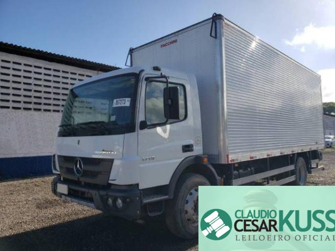 MERCEDES BENZ ATEGO 22/22