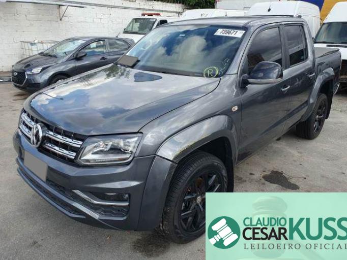 VOLKSWAGEN AMAROK 18/18